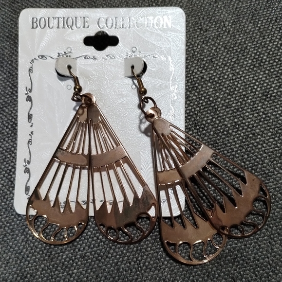 👜$3 - Set of‎ earrings (2 pair) bronze. #105 - Picture 4 of 13